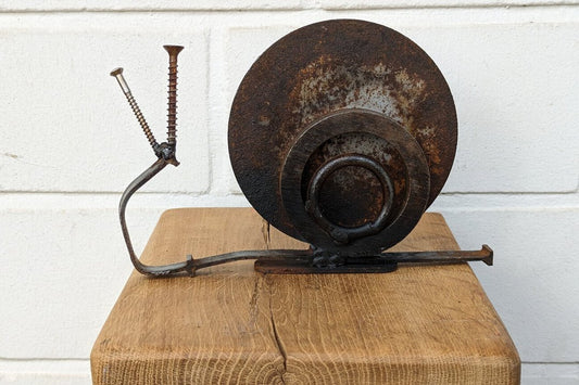 Schnecke „In-Dustrial“